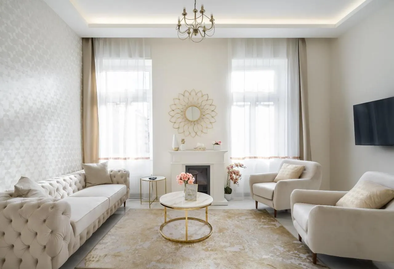 Bpr Etienne Charming Apartment Budapest